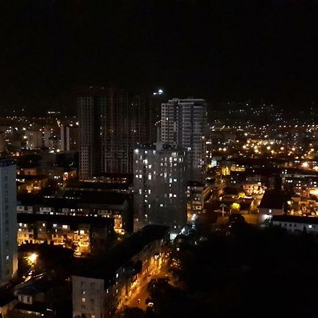 Vip Apartment 1 At Gorgiladze 118 Batumi Luaran gambar
